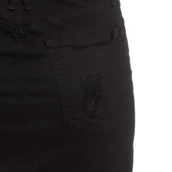 Good American Distressed Denim Mini Skirt - BLACK - Picture 4 of 4